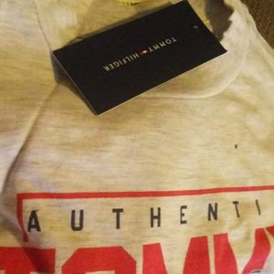 Tommy hilfiger tshirts